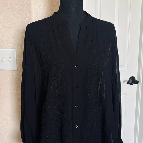 ZARA Black with Embroidery Detail - Picture 3 of 3